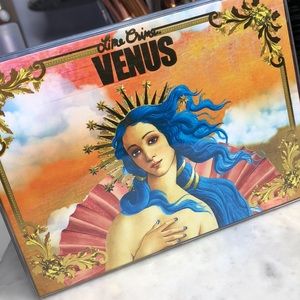 LIMECRIME; Venus palette (NWT)